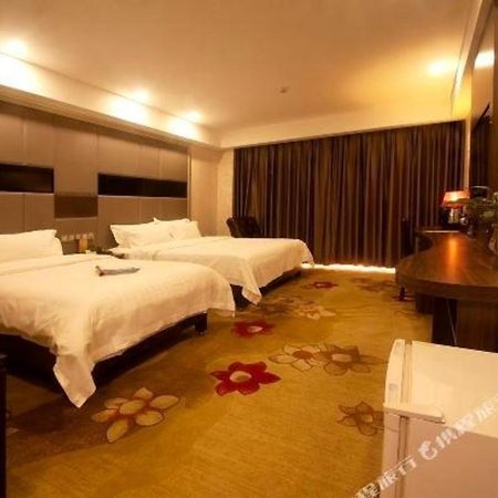 Beijing Ruyi Business Hotel Bagian luar foto